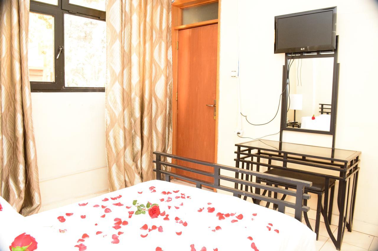 The Hive Guest House Addis Abeba Exterior foto